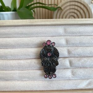 New Hespera Adjustable skull goth core ring with authentic pink quartz stones